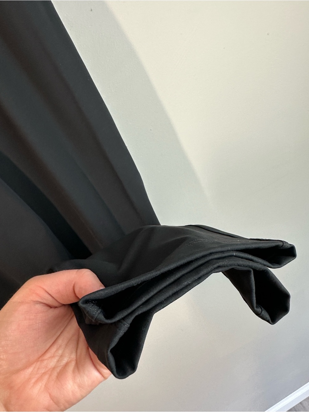 Lululemon Keep Moving Pant 7/8 High Rise Black Luxtreme Size 4 Activewear Travel - Picture 9 of 12
